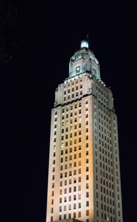 Louisiana State Capitol Building at nightのeditorial素材