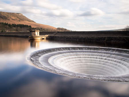 Ladybower Plug Hole Overflowの写真素材