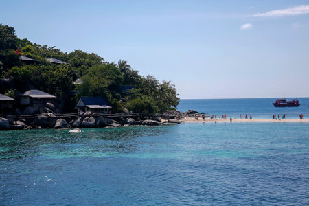 Koh Nang Yuan, Thailand, february 21, 2019: white sand beach on a fabulous Koh Nang Yuan Island near Koh Tao in Thailand. It's a popular diving destinationのeditorial素材