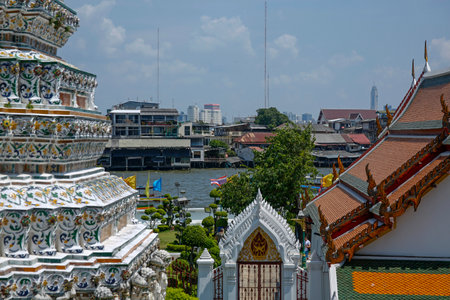 Bangkok, Thailand - march 4, 2019:  view from Wat Arun (Temple of Dawn). It's most famoust of Thailand's landmarkのeditorial素材