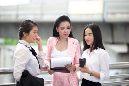 Girlfriends in the cityのeditorial素材