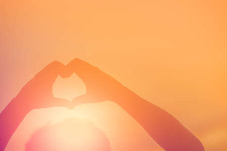 hands-shape for the Sun.