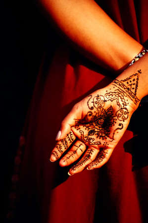close up of indian henna hand painting の写真素材