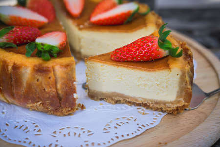 Basque Cheese Cake , Basque Cheese Cake Mix Crumble.の写真素材