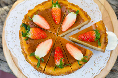 Basque Cheese Cake , Basque Cheese Cake Mix Crumble.の写真素材