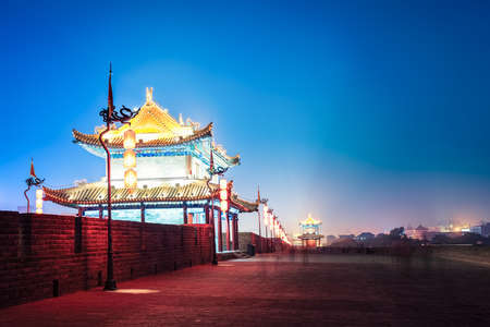 xian city wall with ancient tower at night,chinese famous historical site
の写真素材