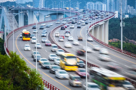 vehicles motion blur on xiamen haicang bridge with graceful curve shape closeup
の写真素材