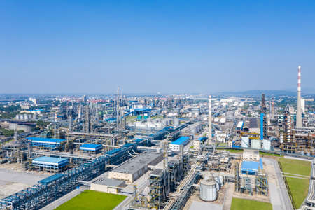 modern petrochemical plant against a blue skyのeditorial素材