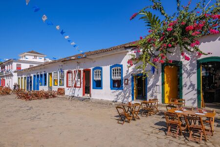 Colorful houses of historical center in Paraty, a preserved portuguese colonial and brazilian Imperial municipality, Rio de Janeiro, Brazil, South Americaの写真素材