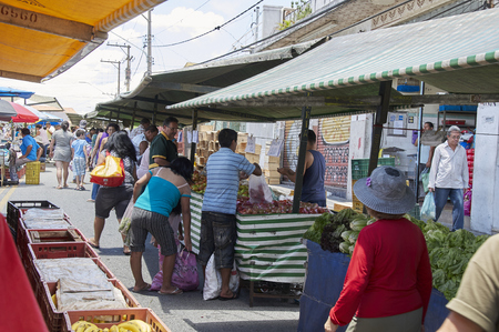 SAO PAULO, BRAZIL - DECEMBER 2: Traditional street fair of Sao Paulo city , ensuring the supply of fresh foods, on December 2, 2014 in Sao Paulo.のeditorial素材