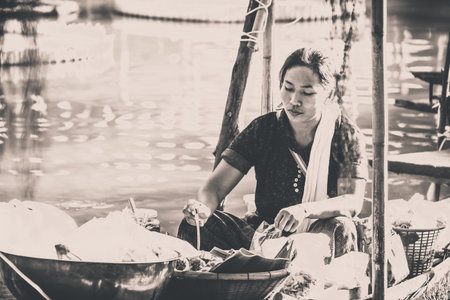 Bangkok city - DEC 1st: Way of life on December 1st 2014 in Bangkok, Thailandのeditorial素材