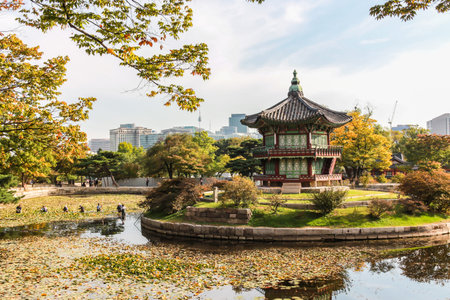 Emperor palace at Seoul. South Korea. Lake. Mountain.のeditorial素材