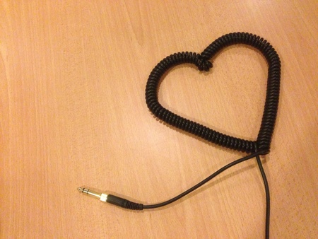 Coil in heart shape.の素材