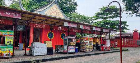 Central Java, Indonesia in July 2021. Food court in the Sam Poo Kong temple area in Semarang. Chinese style and dominated by red. This temple for worship is also open to tourists.のeditorial素材