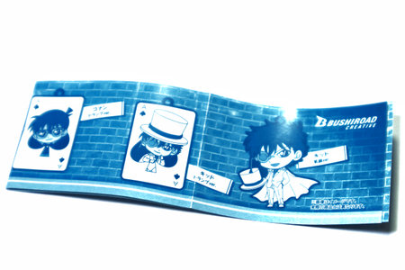 Tokyo, Japan in July 2019. A guide book contained in a 100 yen toy capsule containing a rubber key chain with a string with a picture of Detective Conan and Kaito Kid. Comic created by Aoyama Gosho.のeditorial素材