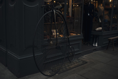 Vintage Bicycle in front of London storeの写真素材
