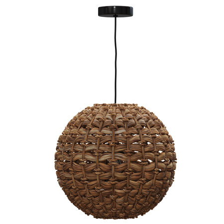 Woven rattan pendant light with a round design.の写真素材