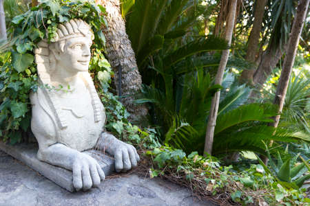 sphinx in la mortella garden ischiaの写真素材