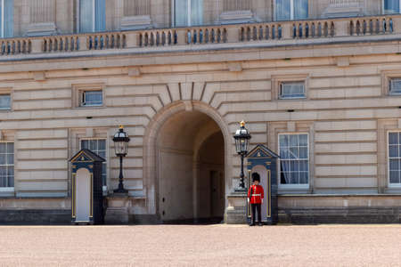 England London 22 june 2019 change guard at buckingham palaceのeditorial素材