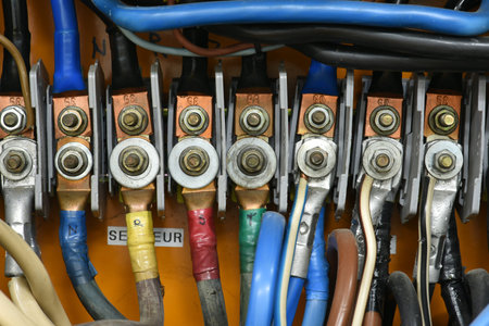 High voltage electric terminal connection