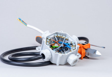 Set of electrical tool and accessories