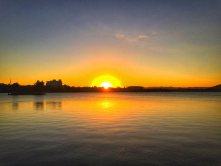 Sunset Lake Burley Griffin Canberra, Australiaの素材