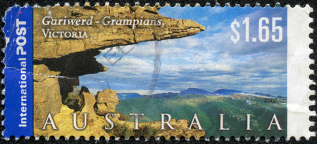 AUSTRALIA - CIRCA 2002  A Stamp printed in AUSTRALIA shows the Gariwerd  Grampians , Victoria, Views of Australia, series, circa 2002のeditorial素材