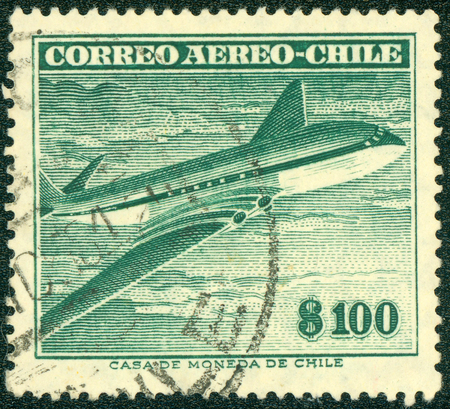 CHILE - CIRCA 1955: a stamp printed in the Chile shows Comet Air Liner, circa 1955のeditorial素材