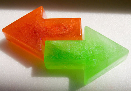Arrow shaped ice cubesの写真素材