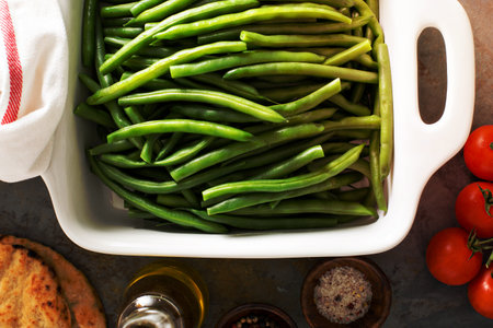 Blanched green beans in a baking dish, healthy side dishの写真素材