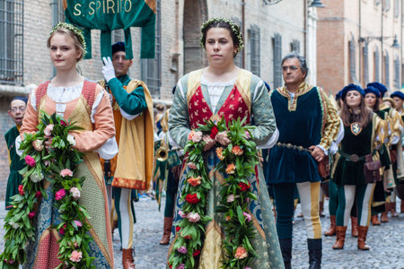 Dame grabs Ferraraのeditorial素材