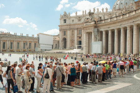 Queue at the Vatican