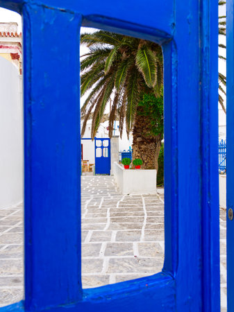 Greek island street background focusの写真素材