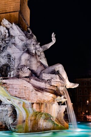 Rome. Navona Square on a beautiful summer night.の素材 [FY310130681723]