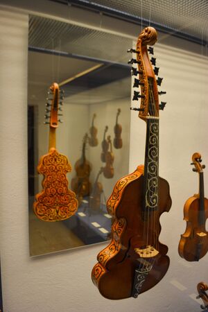 old violin from the barock age in MIttenwald, Germanyの素材 [FY310138996886]