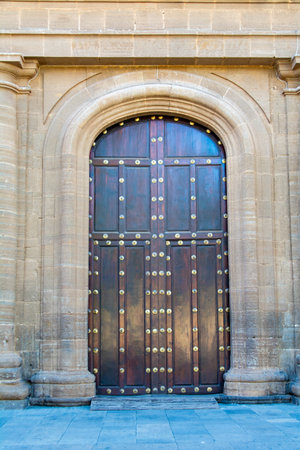 Old wooden door on a house on the Canary Island of Gran Canaria in Spainの写真素材