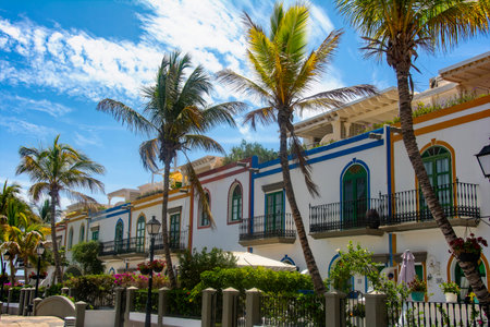 Houses in the romantic fishing village of Puerto de MogÃ¡n on the Canary Island of Gran Canaria in Spainの写真素材