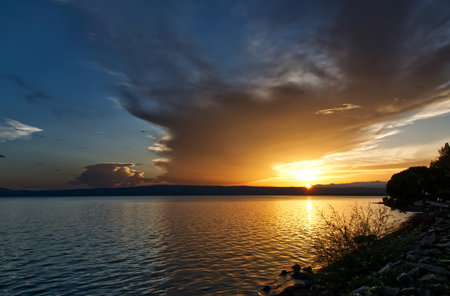Landscape of Lake Bolsena at dawn. Viterbo province, Lazio, Italy.の写真素材