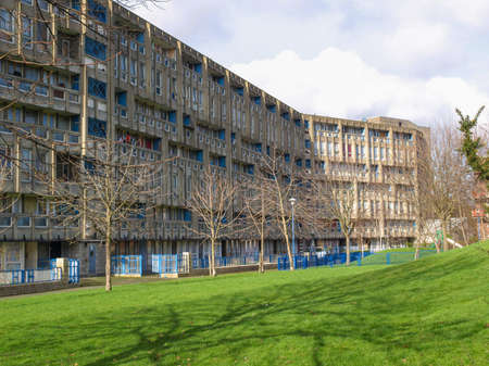 LONDON, ENGLAND, UK - MARCH 05, 2009: The Robin Hood Gardens housing estate designed in late sixties by Alison and Peter Smithson is a masterpiece of new brutalist architectureのeditorial素材