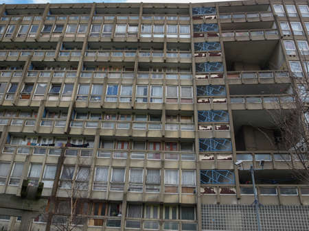 LONDON, ENGLAND, UK - MARCH 05, 2009: The Robin Hood Gardens housing estate designed in late sixties by Alison and Peter Smithson is a masterpiece of new brutalist architectureのeditorial素材
