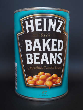 PITTSBURGH, USA - JANUARY 6, 2015: Tin can of Heinz baked beans in tomato sauce