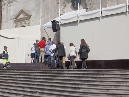 TURIN, ITALY - APRIL 22, 2015: People queueing in front of Turin cathedral to visit the Holy Shroud of Turinのeditorial素材