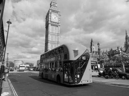 LONDON, UK - JUNE 09, 2015: Tourists in Parliament Square in Westminster in black and whiteのeditorial素材