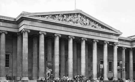 LONDON, UK - JUNE 12, 2015: The British Museum in black and whiteのeditorial素材