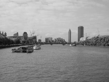 LONDON, UK - JUNE 10, 2015: Panoramic view of Thames River in black and whiteのeditorial素材