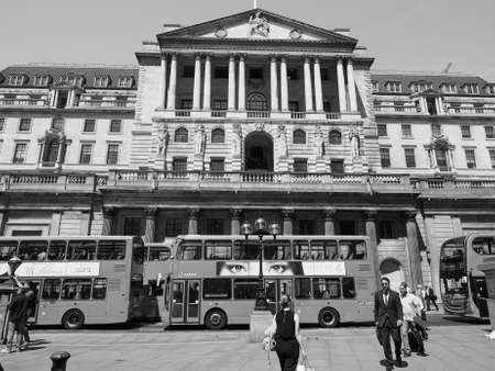 LONDON, UK - JUNE 11, 2015: People visiting the Bank of England in black and whiteのeditorial素材