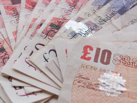 LONDON, UK - SEPTEMBER 05, 2015: British Pound banknotes currency of the United Kingdomのeditorial素材
