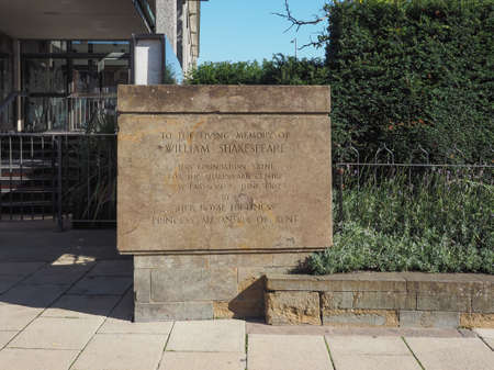 STRATFORD UPON AVON, UK - SEPTEMBER 26, 2015: Shakespeare centre at William Shakespeare birthplaceのeditorial素材