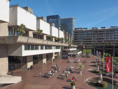LONDON, UK - SEPTEMBER 28, 2015: The Barbican Centre iconic new brutalist architectureのeditorial素材
