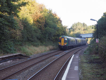 TANWORTH IN ARDEN, UK - SEPTEMBER 26, 2015: London Midland train at Wood End railway station on the Stratford upon Avon to Birmingham route known at the Shakespeare Lineのeditorial素材